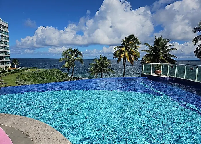Condominio De Luxo Costa Espanha Apto Barra - Ondina - Pe Na Areia -Circuito Carnaval