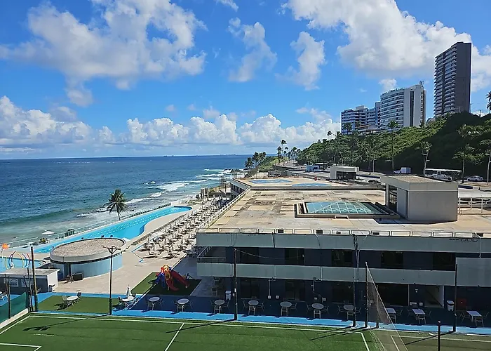 Condominio De Luxo Costa Espanha Apto Barra - Ondina - Pe Na Areia -Circuito Carnaval