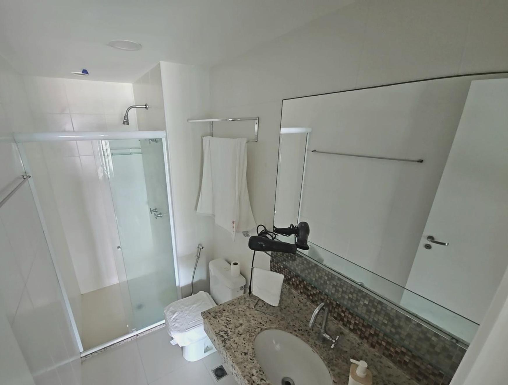 Apartment De Luxo Costa Espanha Apto Barra - Ondina - Pe Na Areia -circuito Carnaval